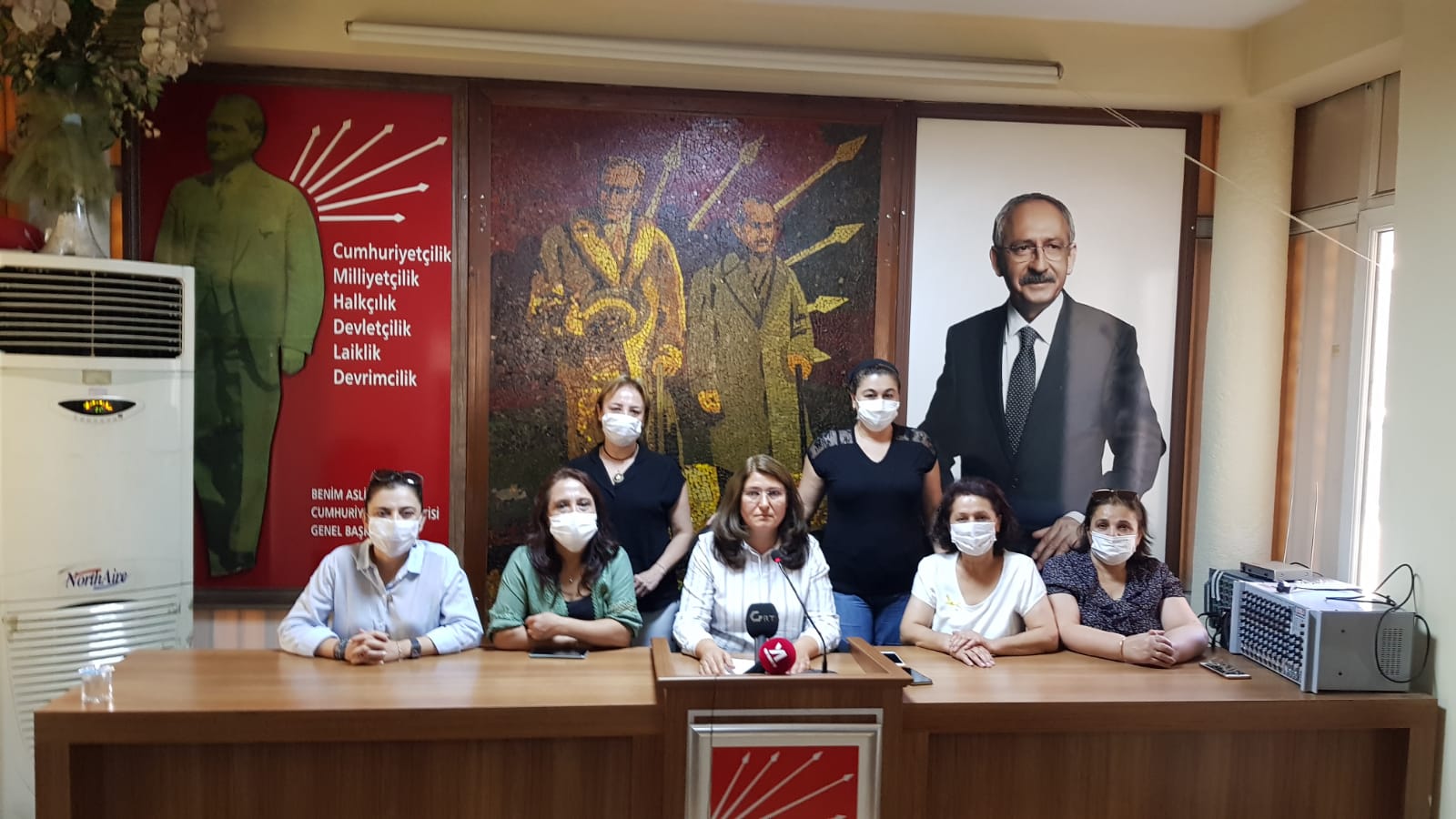 CHP Kadın Kolları Duygu Delen’e  destek