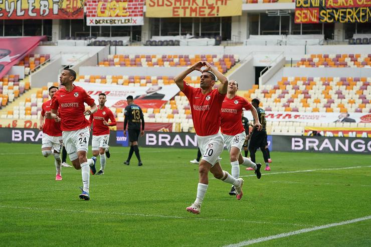 Yine Hakem Kurbanı Olduk:2-2