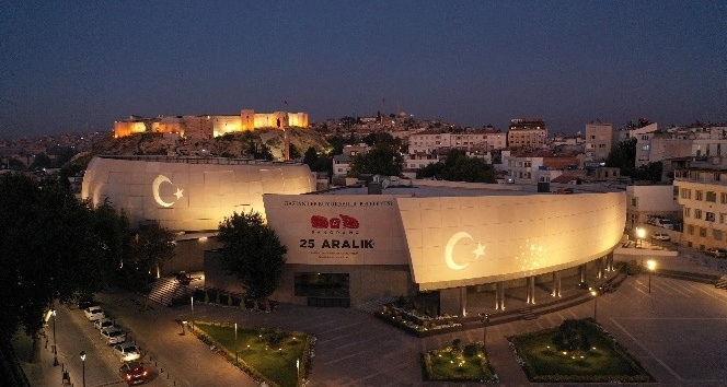 Kadın Kahramanlar sergisi Gaziantep’te