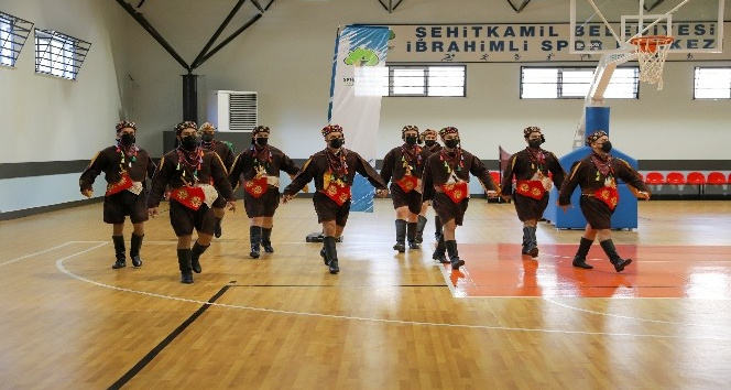 Satrançta başarılı hamleler ödüllendirildi