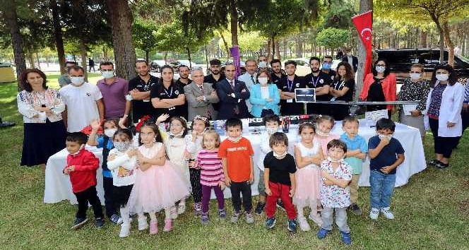 Bakan Yardımıcısı Kacır'dan Teknofest'e katılan öğrencilere tebrik