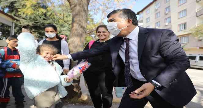 Başkan Fadıloğlu Minik Buğlem'in park isteğini kırmadı