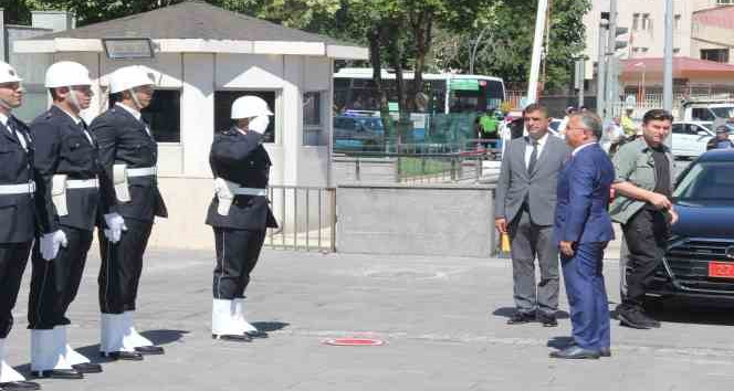 Rize Valiliğinden Gaziantep’e atanan