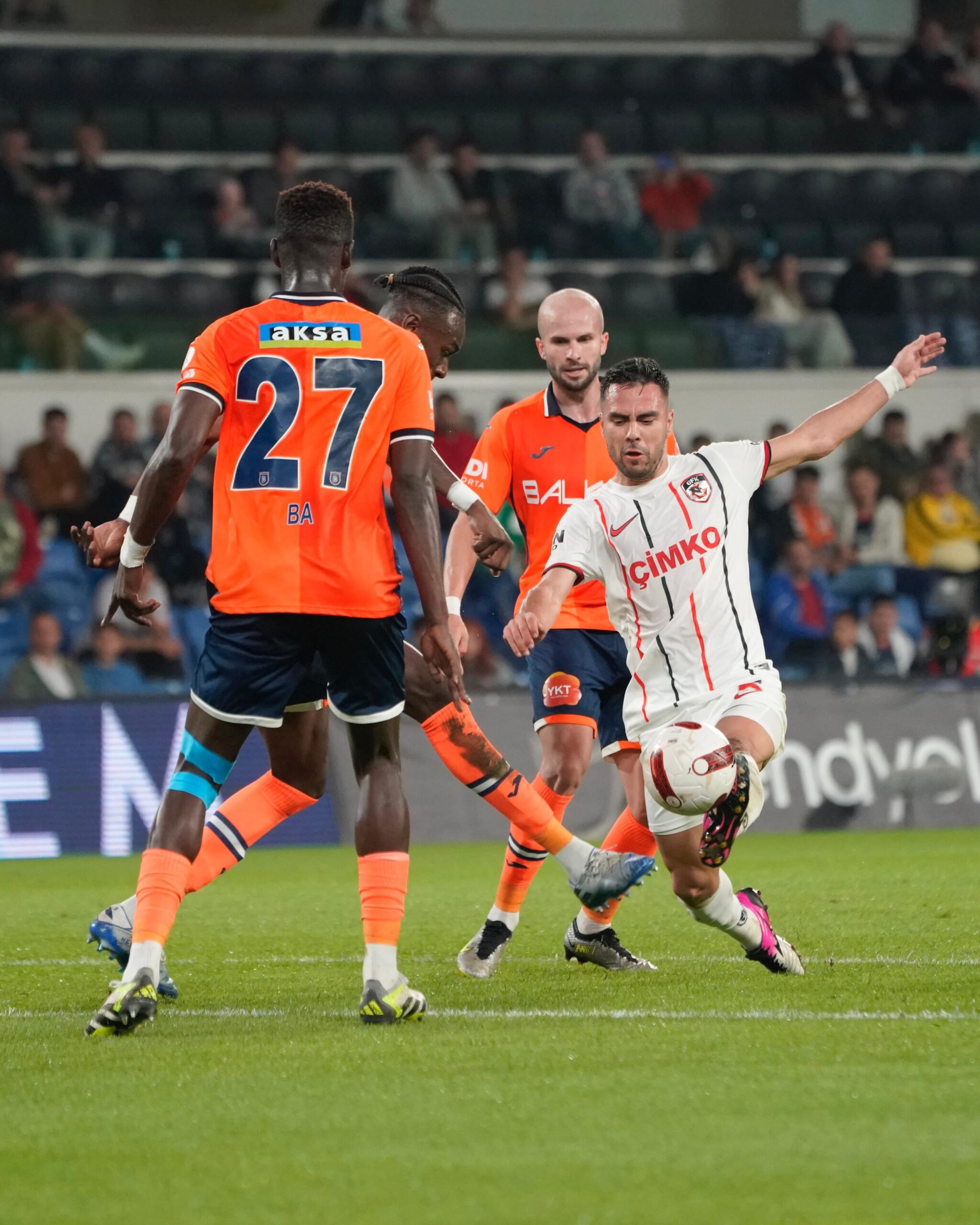 Başakşehir'e takıldık 2-0