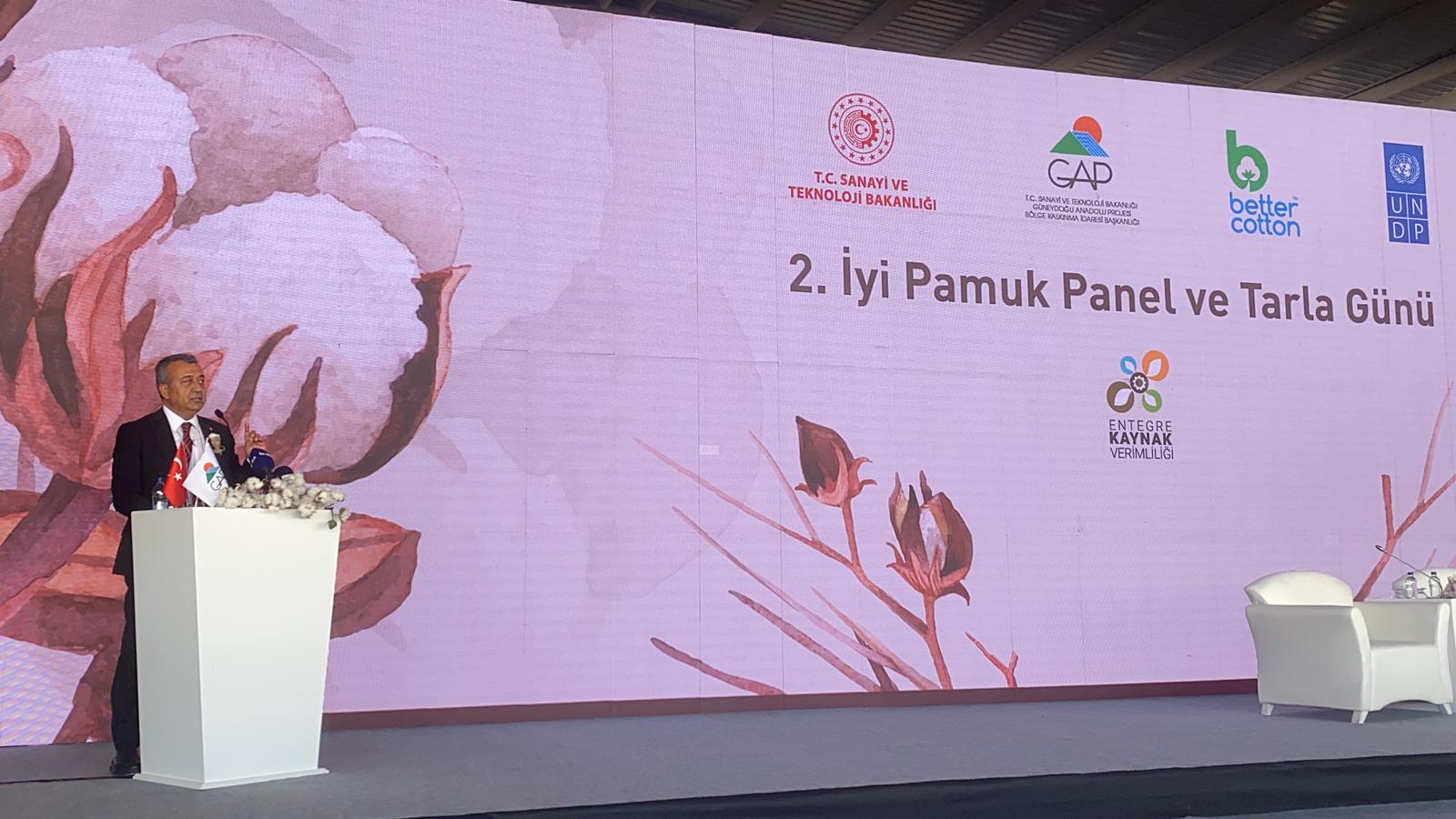 ŞANLIURFA’DA İKİNCİ İYİ PAMUK PANEL VE TARLA GÜNÜ ETKİNLİĞİ DÜZENLENDİ