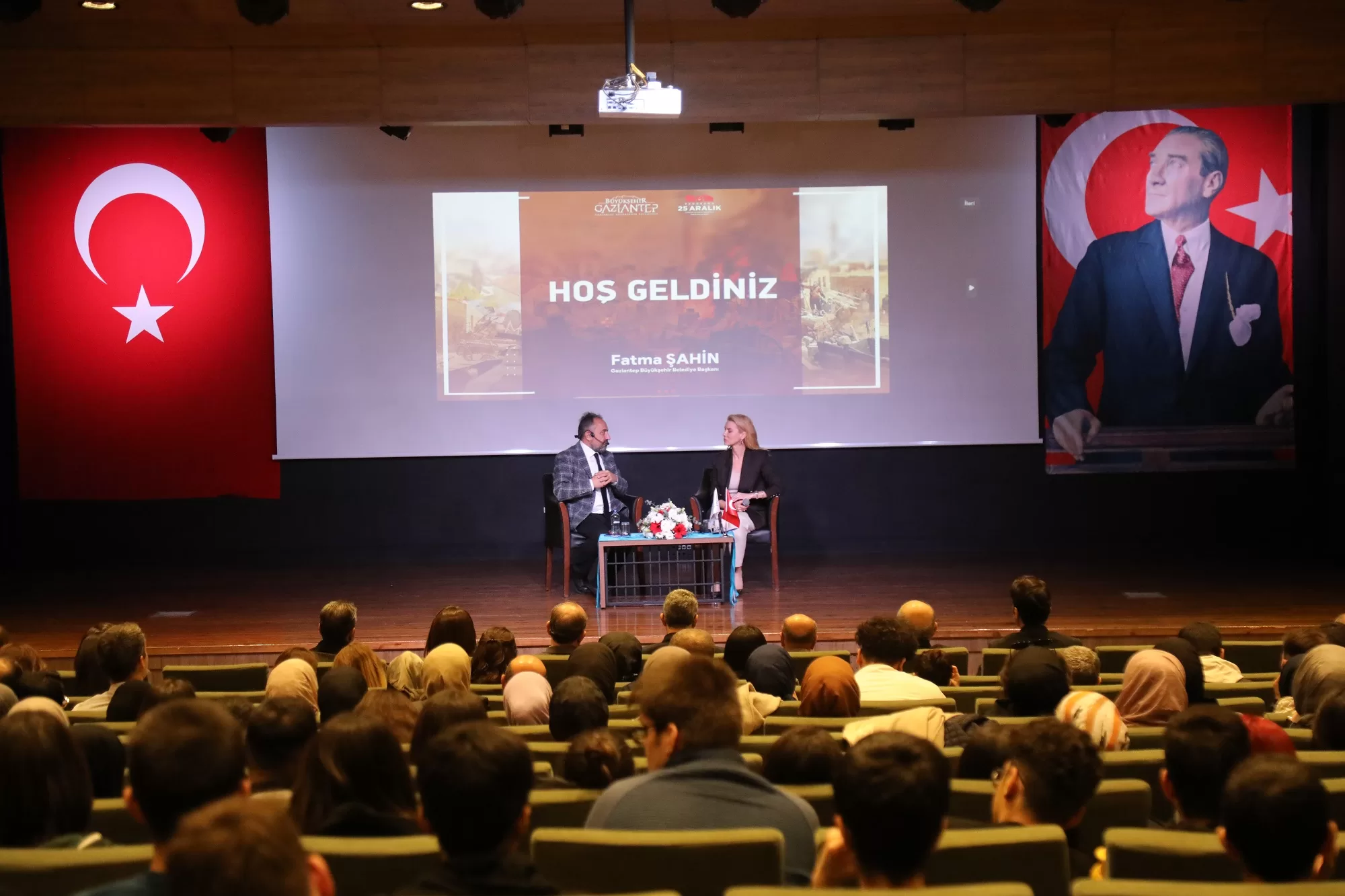 BÜYÜKŞEHİR’DEN  “ÜÇ AFERİN ANTEP SAVUNMASI” ADLI SÖYLEŞİ