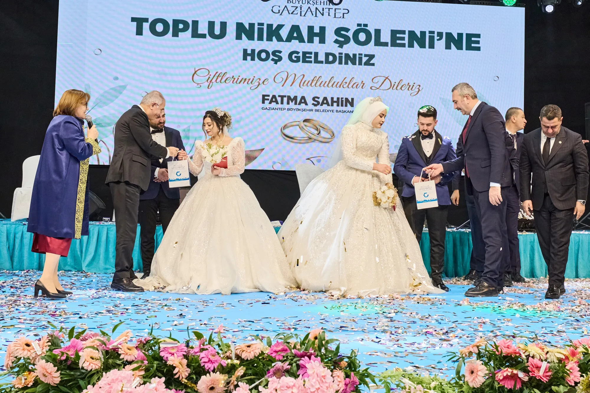 BAŞKAN FATMA ŞAHİN, 250 ÇİFTİN NİKAHINI KIYDI