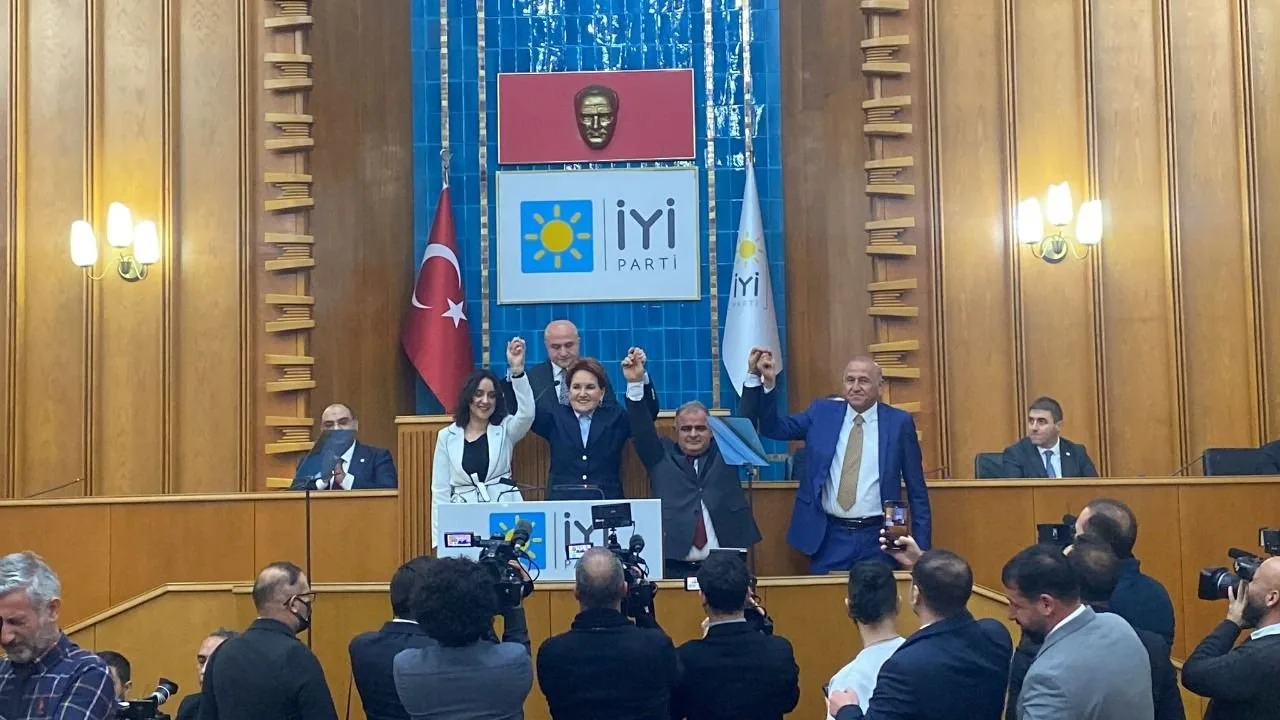 Akşener Gaziantep Adaylarını Tanıttı