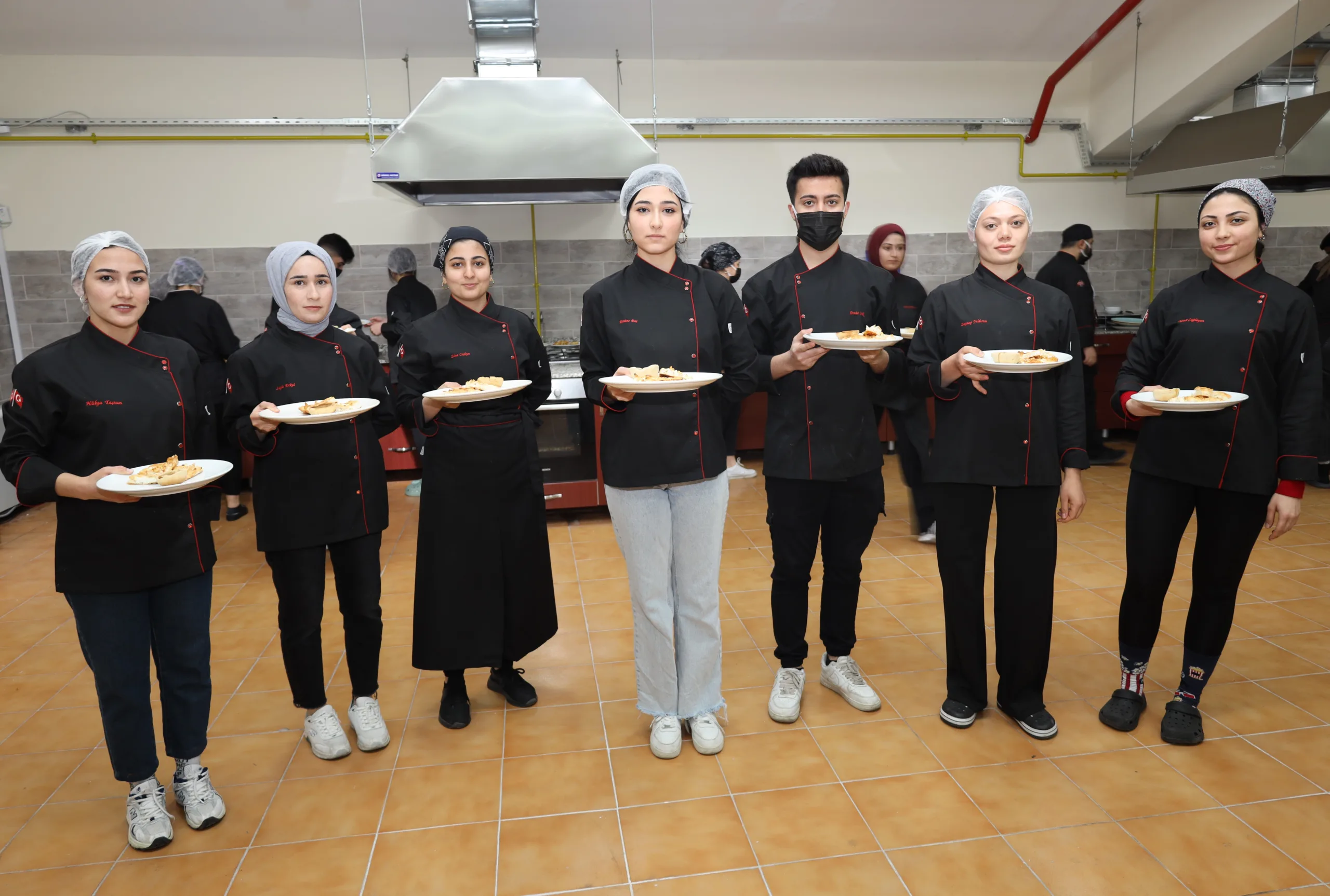 GİBTÜ Gastronomi ve Mutfak Sanatları Bölümü Mutfağı Açıldı