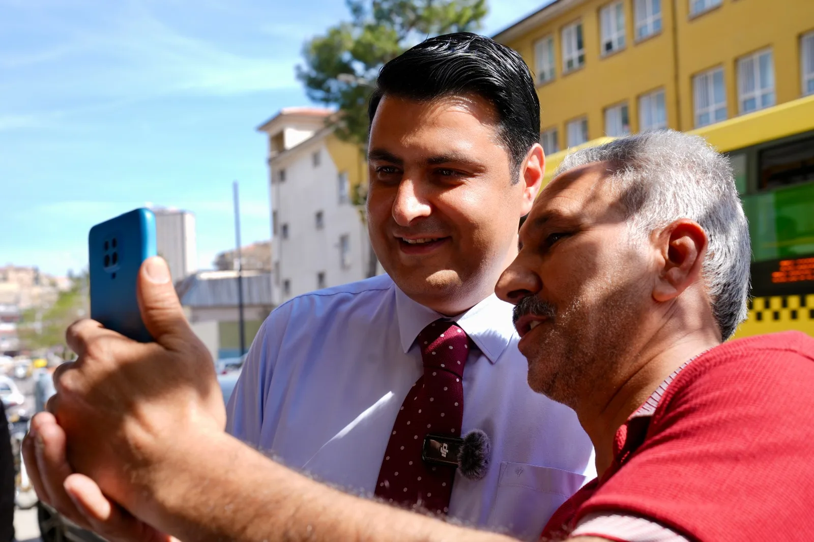 Başkan Umut Yılmaz Makamına Oturmadan Sokaklara Indi