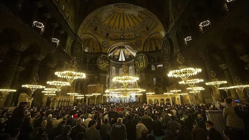 Hazreti Muhammed’in dünyaya gelişi