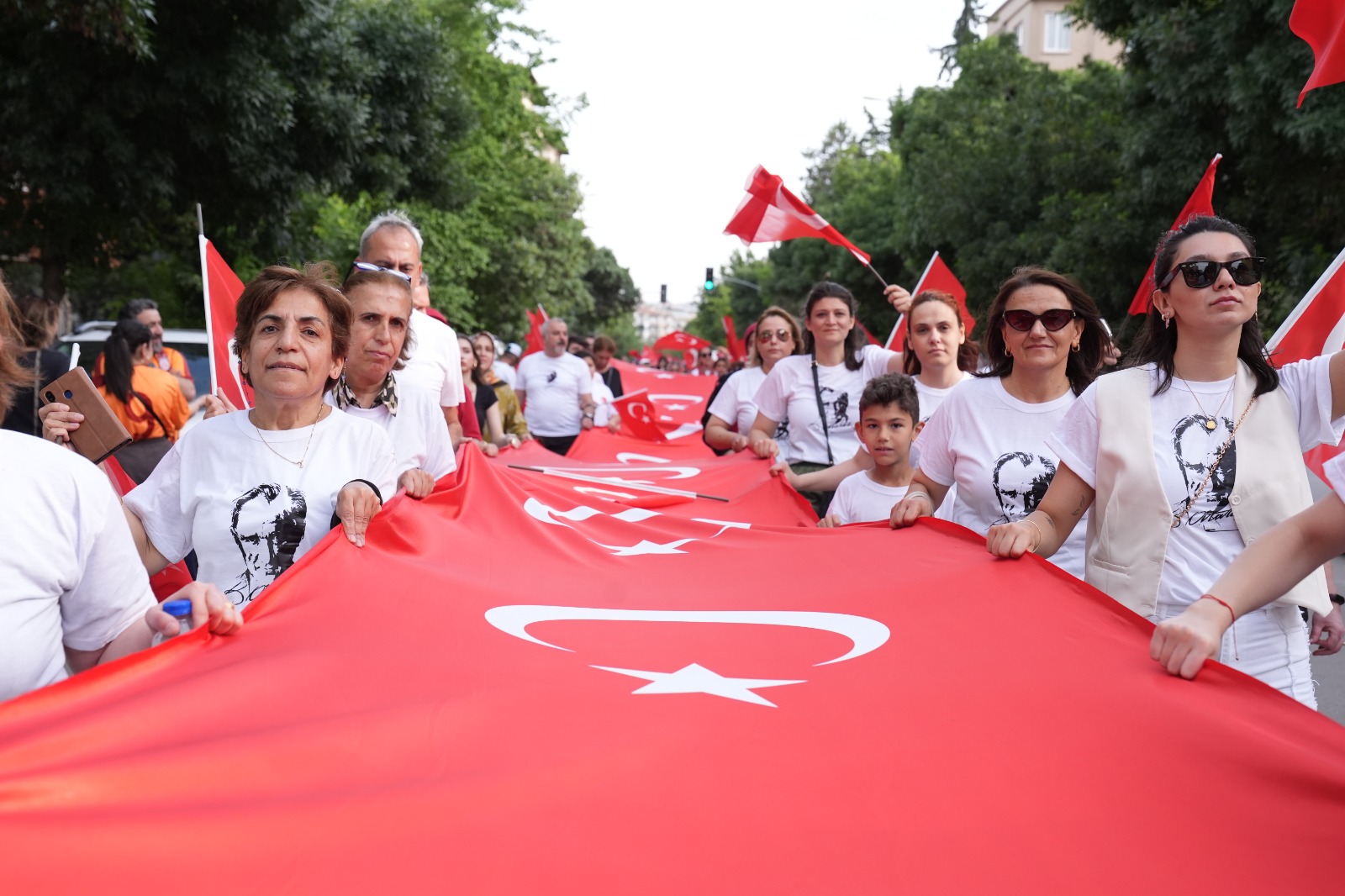 BAŞKAN YILMAZ’DAN CUMHURİYET COŞKUSUNA DAVET