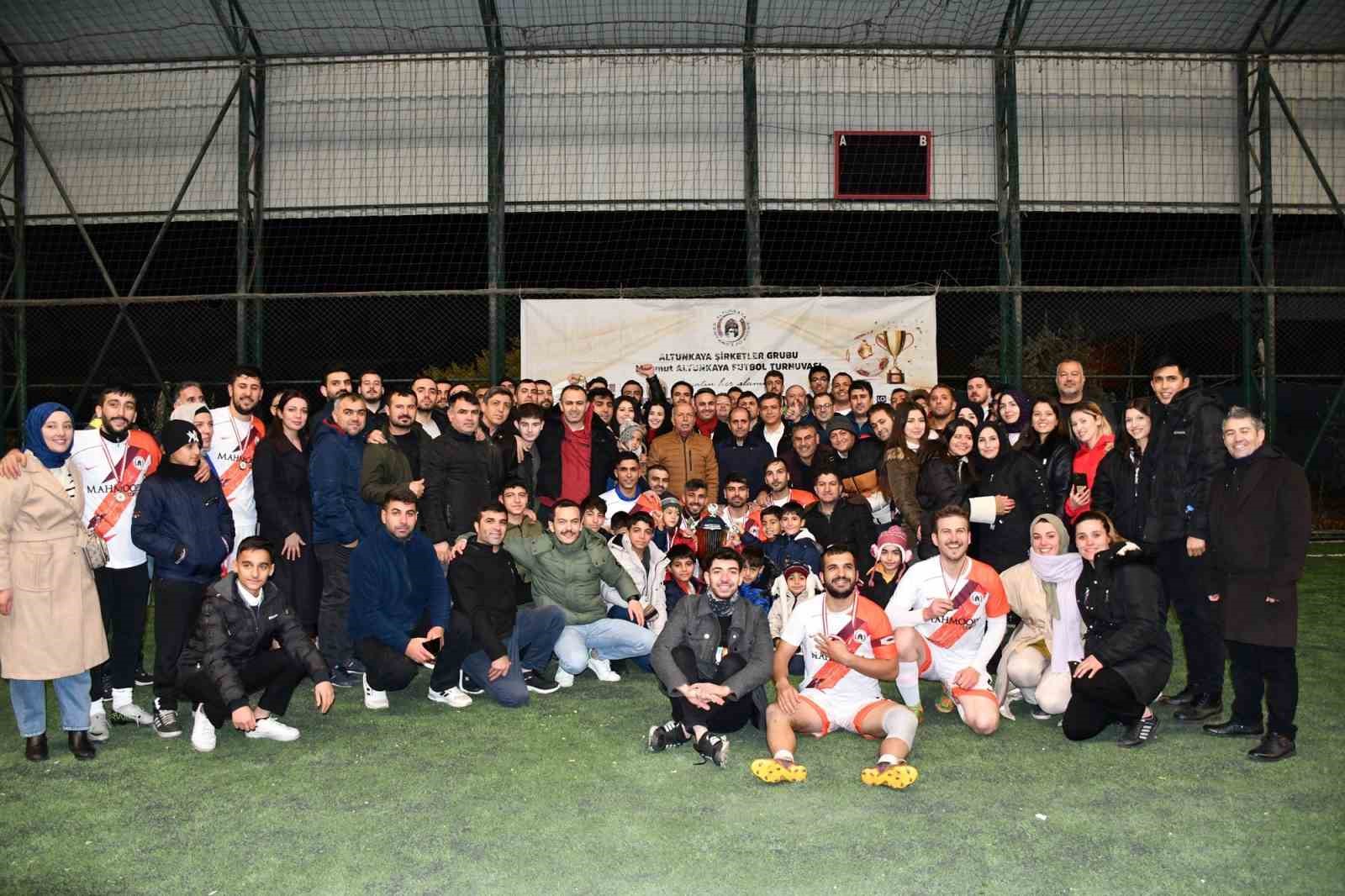 Altunkaya Futbol Turnuvası’nın şampiyonu Confy