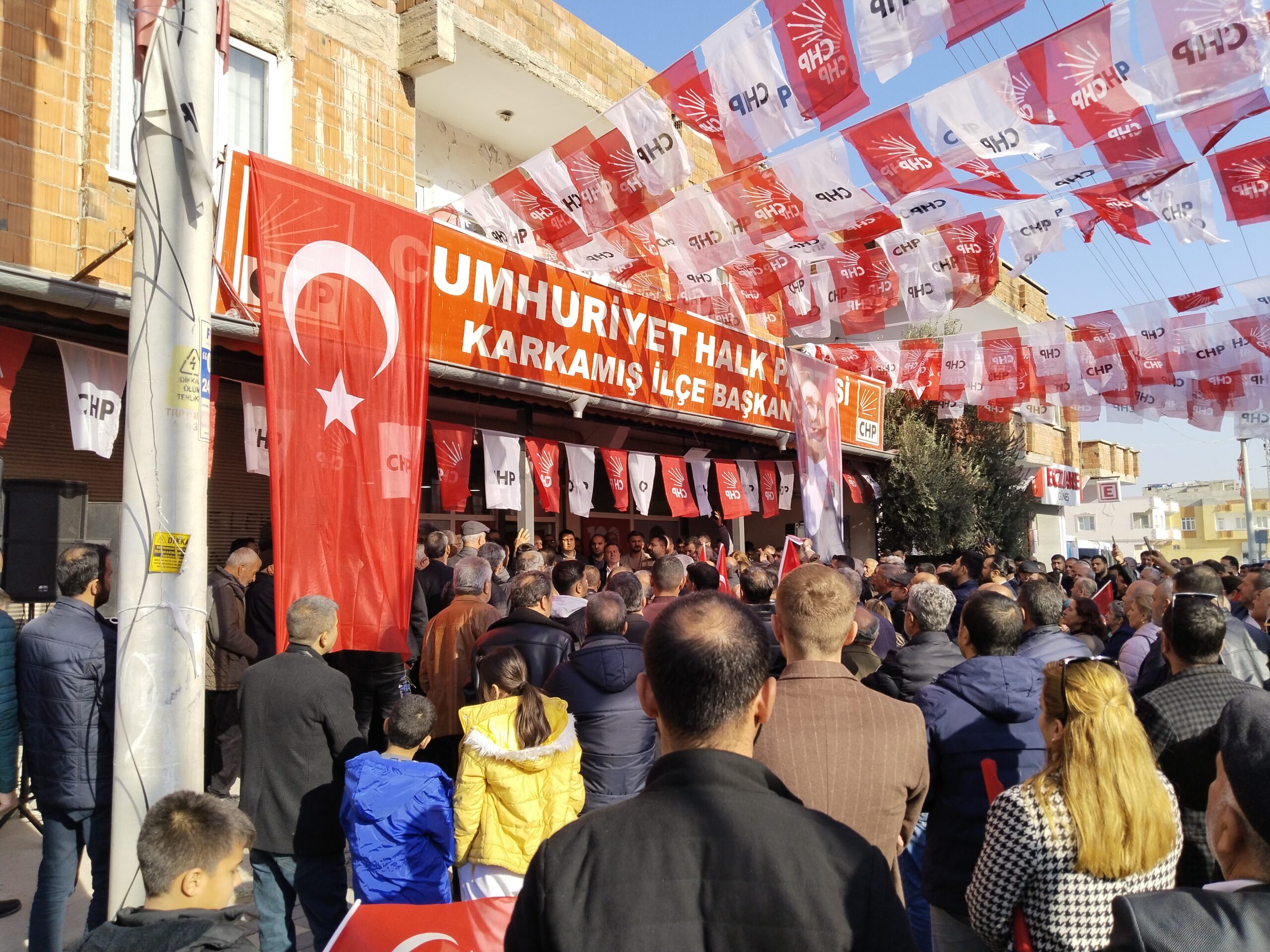 Doğan, 'Karkamış İlçesi Yalnız Değildir' 