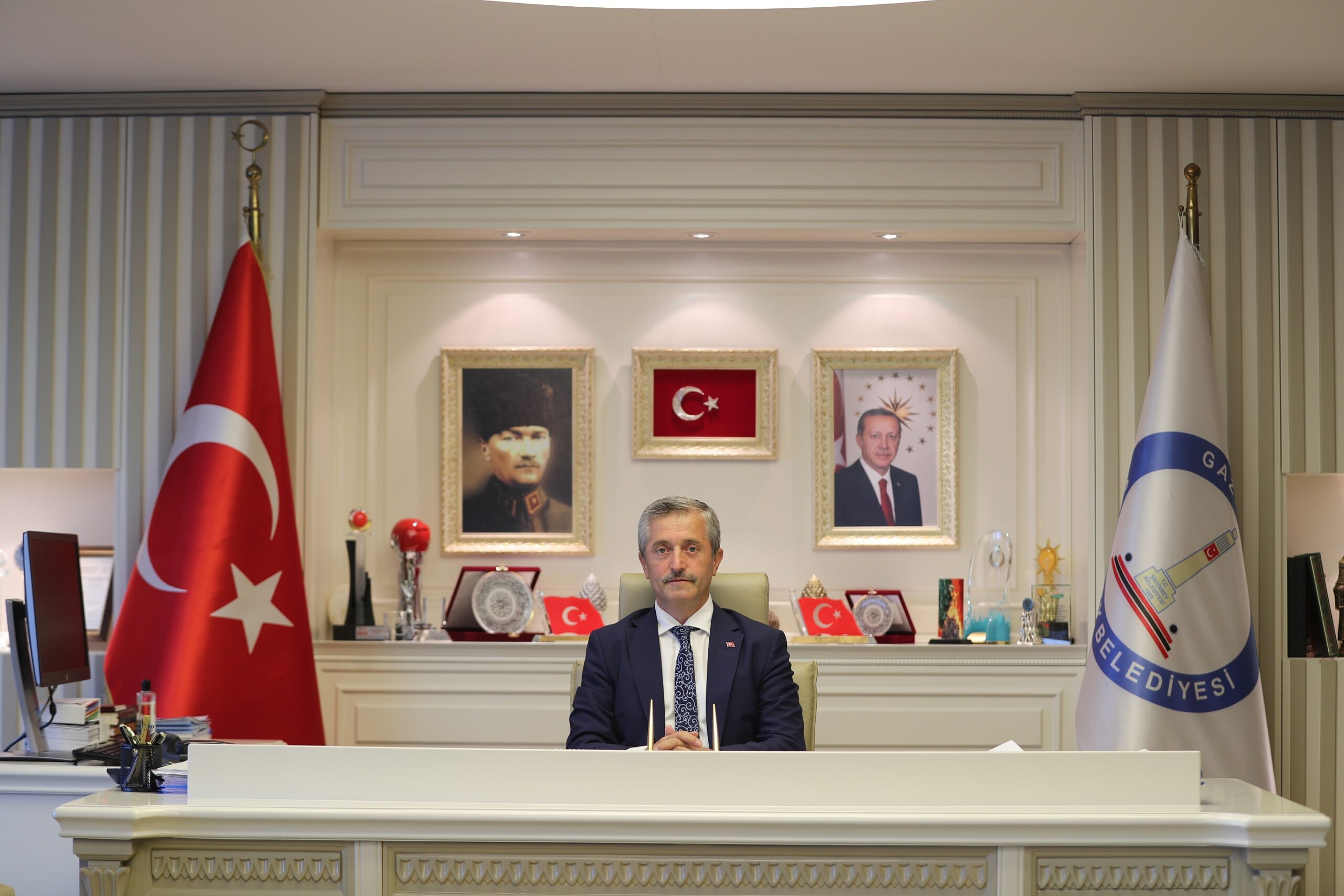 TAHMAZOĞLU: “ŞEHRİMİZ GAZİLİK UNVANINI SONUNA KADAR HAK EDİYOR”  